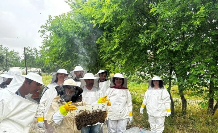 EÜ Ruh Sağlığı Merkezi hastaları ‘arıcılık’ eğitimlerini başarı ile tamamladı