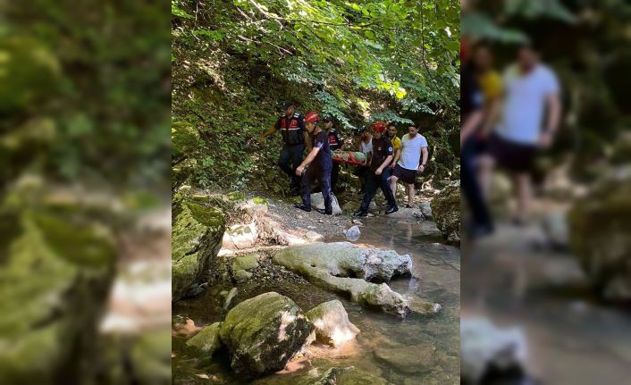 Fotoğraf çekilirken kanyondaki kayalıklardan düştü