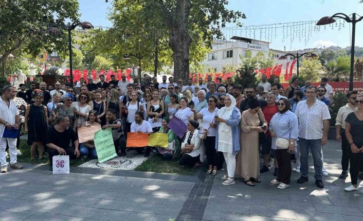 İstanbul’da kuaför ve beraberlerden "Pazar günü tatil" kararına tepki