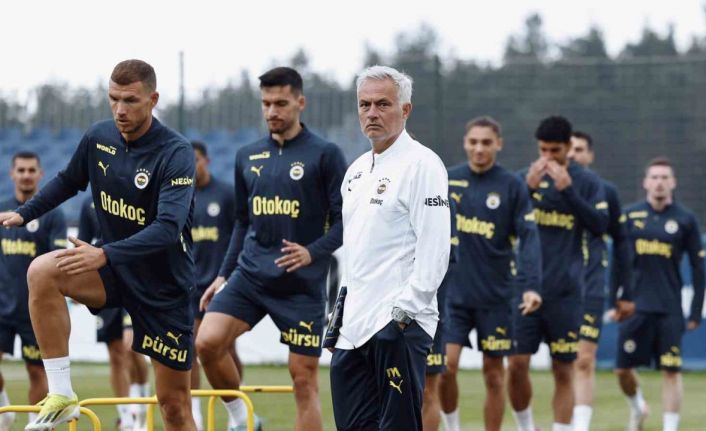 Jose Mourinho, sistemini Fenerbahçe’ye işliyor