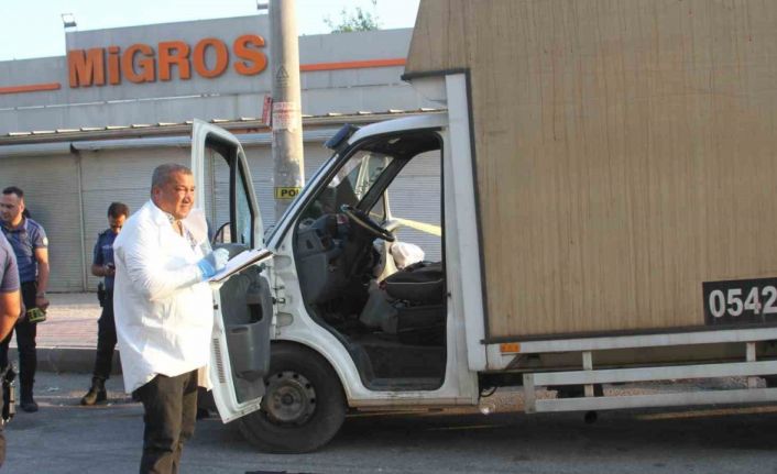 Kaza yapıp kaçtı, önce çevreye sonra kendi kalbine ateş etti