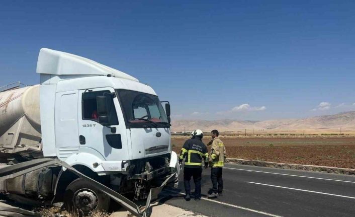 Mardin’de beton mikseri kaza yaptı