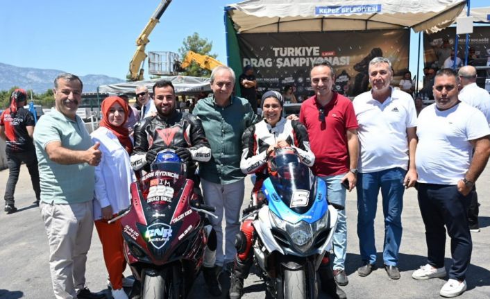 Motodrag yarışlarının startını Başkan Kocagöz verdi