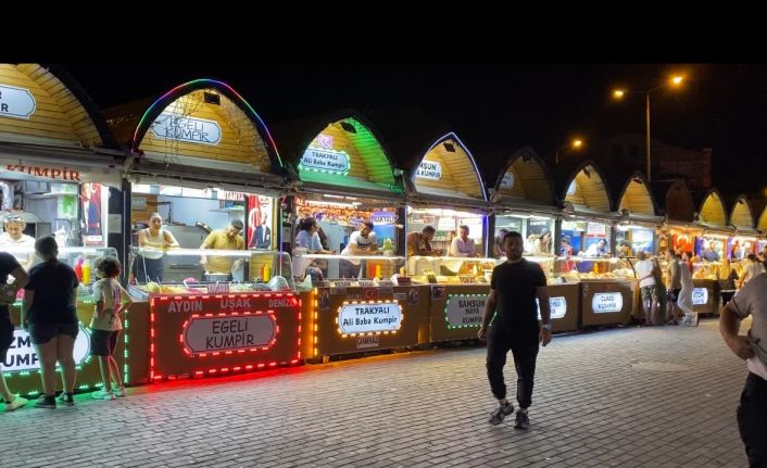 Ortaköy’de bağırarak müşteri çekmeye çalışan 40 hanutçuya ceza