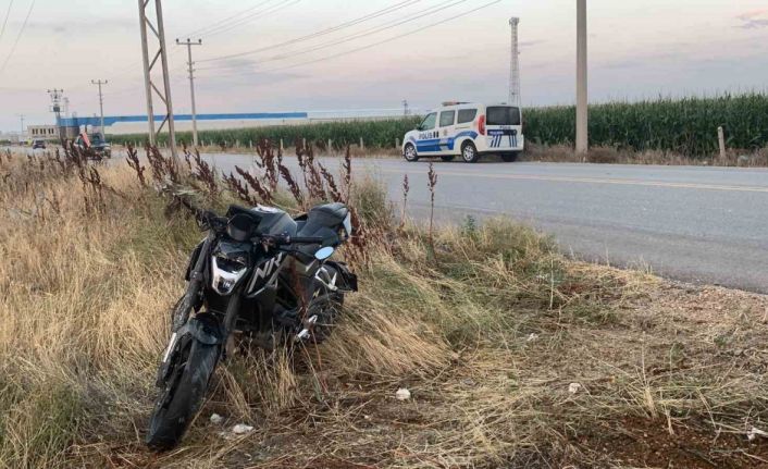 Otomobil ile çarpışan motosikletin sürücüsü yaralandı