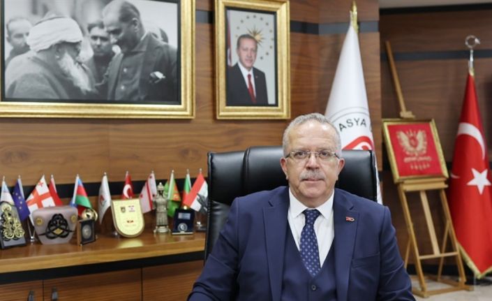 Rektör Turabi: “15 Temmuz’da hainlerin milletimize yaptığı kalleşliği unutturmayacağız”