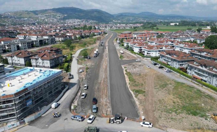 Sakarya Büyükşehir’in yeni yol hamlesi o bölgenin trafik yükünü hafifletecek