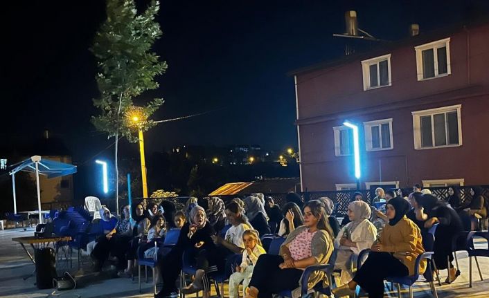 Yenimahale köyünde kadınlara özel açık hava sinema etkinliği