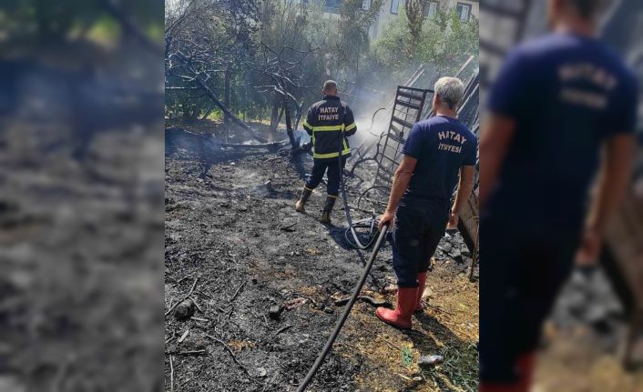 Arsuz’da bahçe yangını