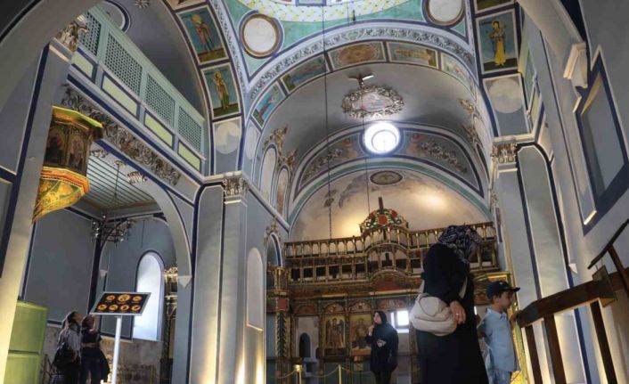 Dünyada ayakta duran en eski kilise: Aya Eleni