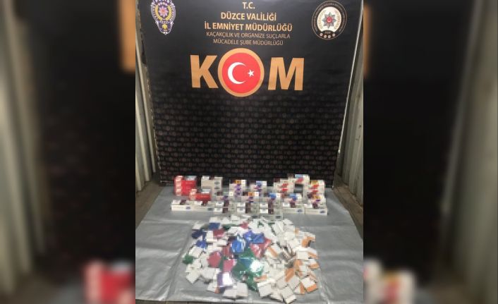 Düzce’de 15 bin 200 dal makaron ele geçirildi