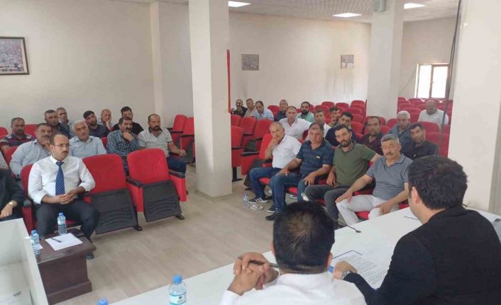 Malazgirt’te şeker pancarı üreticilerinin sorunları masaya yatırıldı