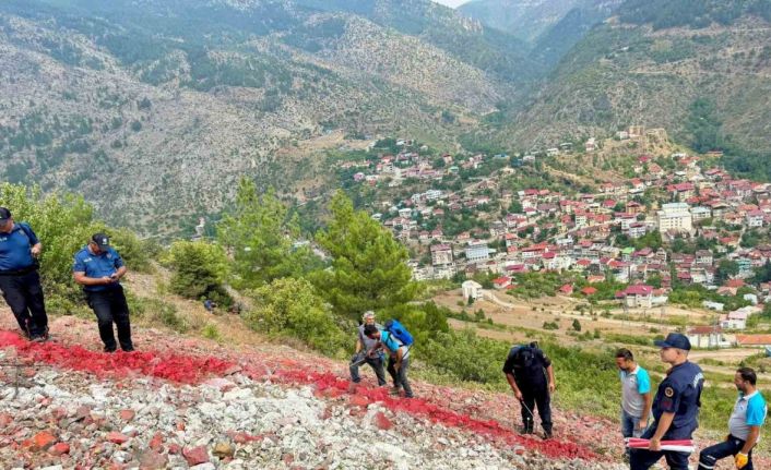 Saimbeyli’de ki dev Türk Bayrağı yeniden ihtişamına kavuştu