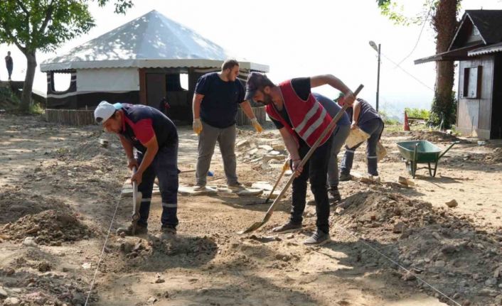 Tarihi gün yüzüne belediye çalışanları çıkartıyor