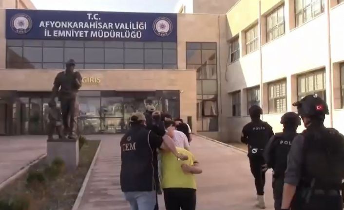 Afyonkarahisar’da sosyal medyadan propaganda yapanlara operasyon