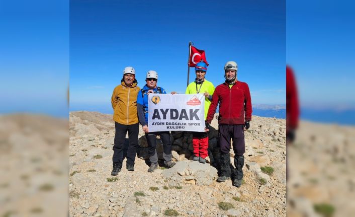 Aydınlı dağcılar, Batı Torosların en yüksek ikinci dağına tırmandı