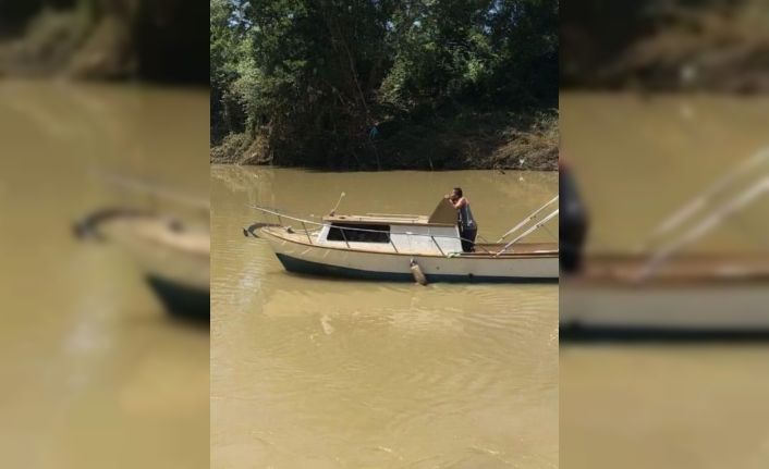 Bartınlı balıkçı, teknesi ile birlikte denizde kayboldu