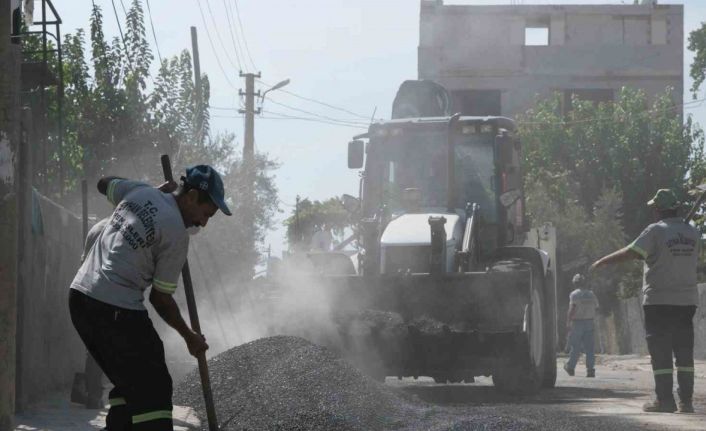 Başkan Aydar: “Ceyhan’da yol sorunu bırakmayacağız”