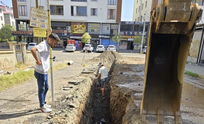 Bingöl’de altyapı çalışmaları sürüyor