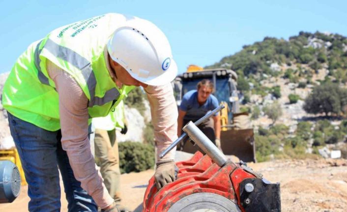 Bozburun Yarımadası içme suyu projesi devam ediyor