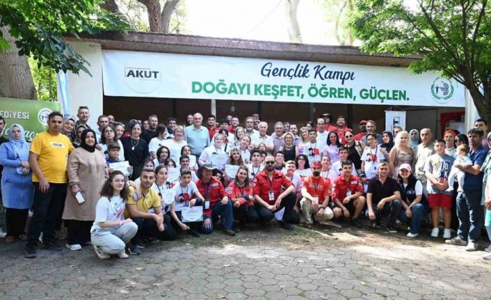 Bozüyük Belediyesi Gençlik Kampı güzel hatıralarla sona erdi