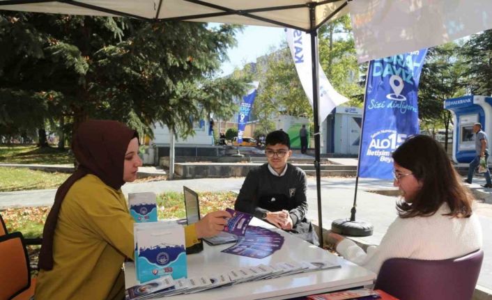 Büyükşehir’den yeni üniversite öğrencilerine rehberlik ve danışma hizmeti