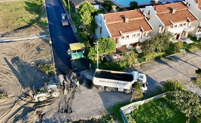 Büyükşehir’in asfalt mesaisi kuzeyde başladı: Kocaali’nin iki caddesi yenileniyor