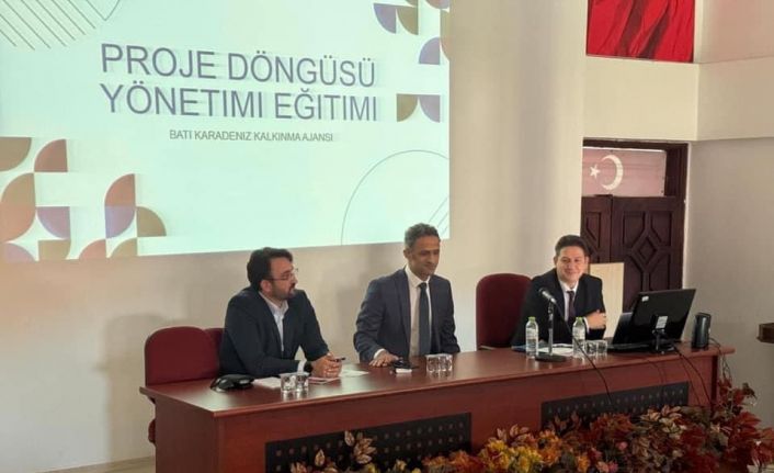 Çaycuma’da "Proje Yazma Döngüsü Eğitimi" başladı