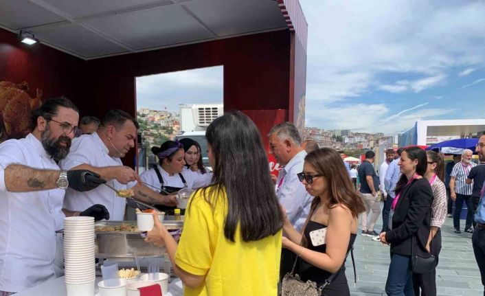 Gedik Piliç, “Yerel Zincirler Buluşuyor” fuarında katılımcıları lezzete doyurdu