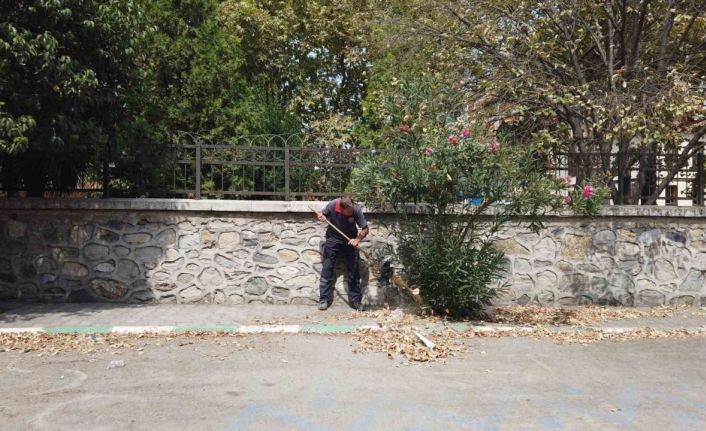 Gürsu Belediyesi’nden ilçedeki okullara makyaj