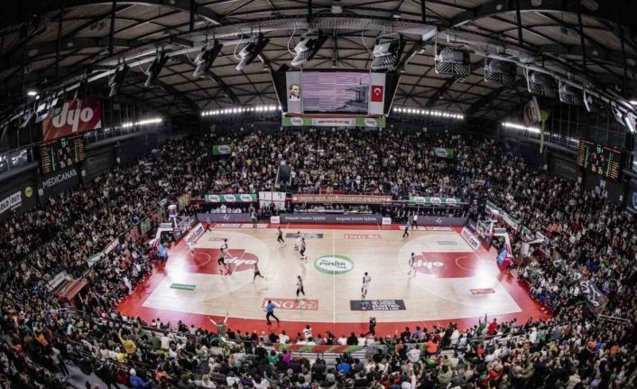 Karşıyaka Basketbol’un kombineleri satışa çıkıyor