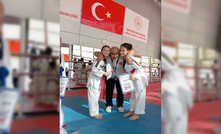 Kayseri’de Taekwondo kuşak terfi töreni yapıldı