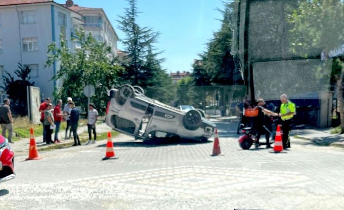 Konya’da otomobil takla attı: 1 yaralı