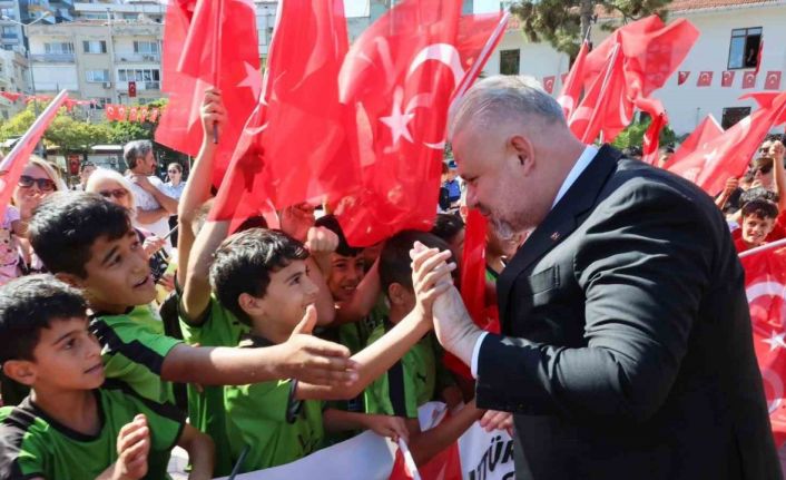 Menemen’de kurtuluş coşkusu