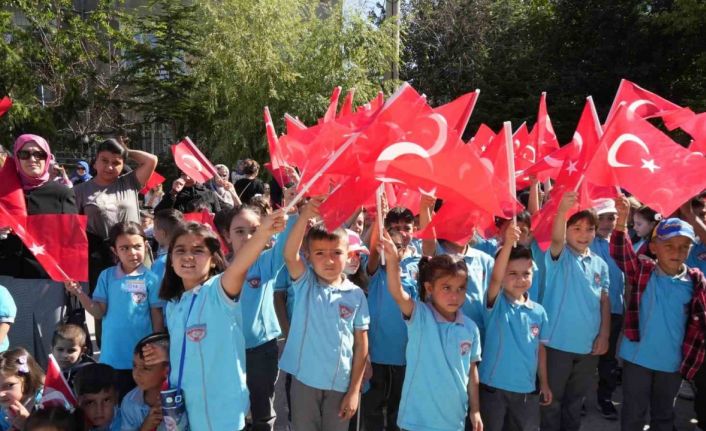 Niğde’de İlköğretim Haftası kutlandı