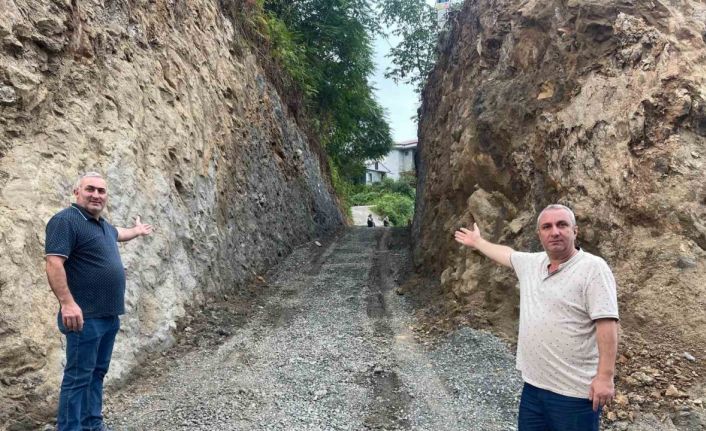 Ölenlerin yolu yaşayanları isyan ettirdi