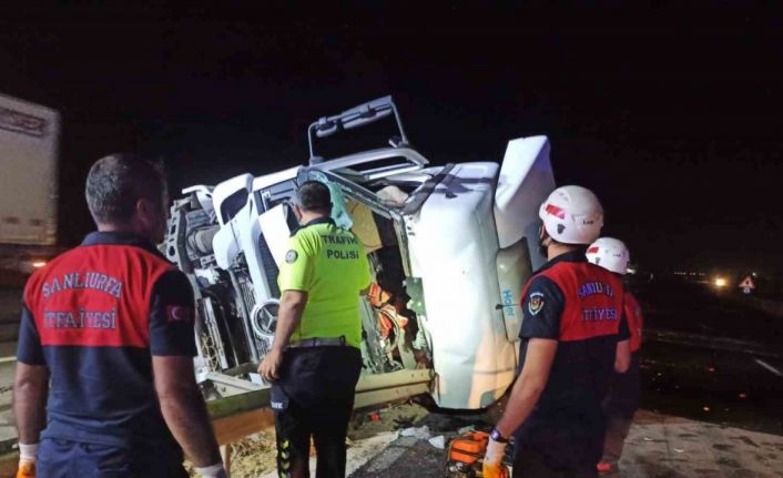 Şanlıurfa’da yakıt tankeri devrildi: 1 ölü