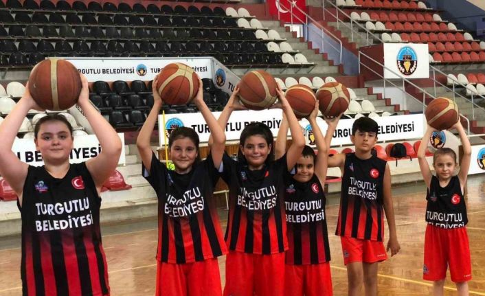 Turgutlu Belediyesi basketbol kurs kayıtları devam ediyor