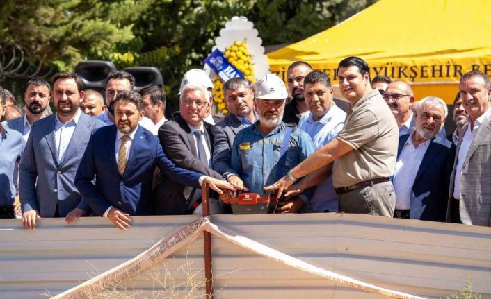 Yılmaz, Pazarcıklılar Derneği’nin temel atma törenine katıldı