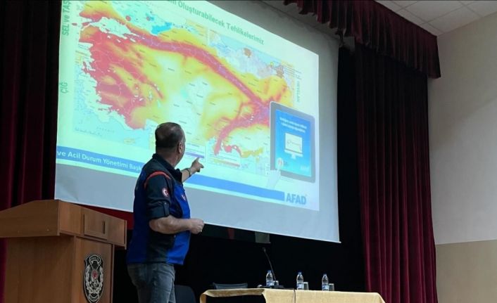 AFAD’tan özel harekat personellerine afet farkındalık eğitimi