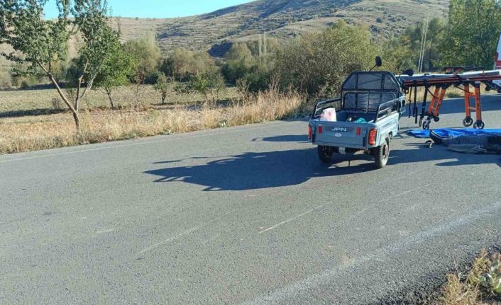 Afyonkarahisar’da moped kazası 3 yaralı