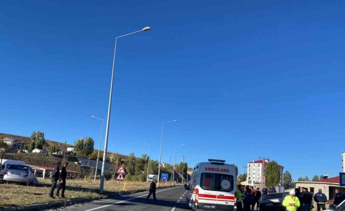 Ağrı’da trafik kazası: 3 yaralı