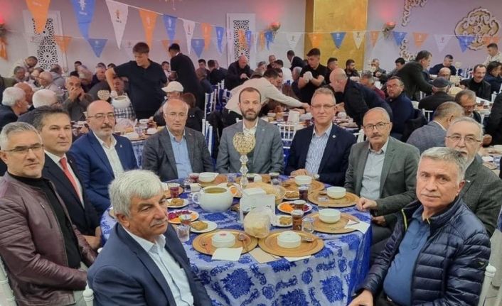 AK Parti Tavşanlı’da delegeleri ile bir araya geldi