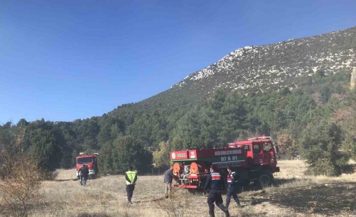 Akseki’de tarım arazisinde yangın