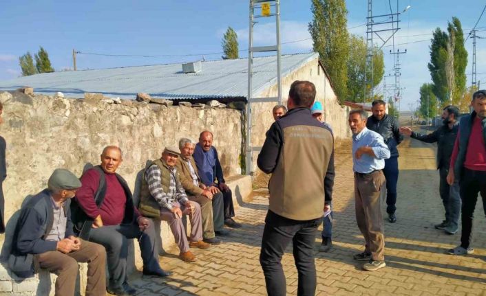 Akyaka’da tarla faresiyle mücadele bilgilendirme toplantısı yapıldı