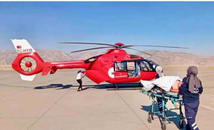 Ambulans helikopter 26 yaşındaki hasta için havalandı