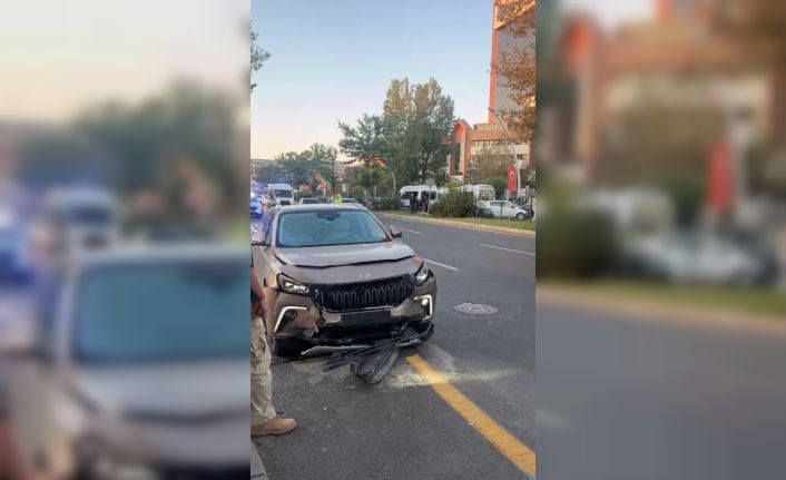 Ankara’da 8 araçlı zincirleme kaza: 1 yaralı