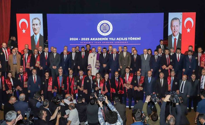 Atatürk Üniversitesi yeni akademik yıla merhaba dedi