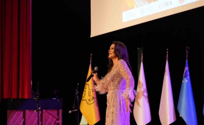 Azerbaycanlı sanatçı Mammadova’dan unutulmaz konser