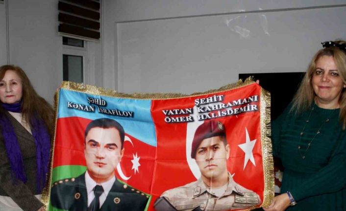 Azeri yazar  Adilqızı “Şehitsiz vatan olmaz” kitabını tanıttı